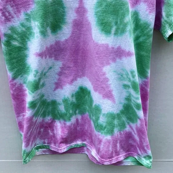 Day by Daydreamer Womens small short sleeve tiedye pink and green star tee - Picture 4 of 9